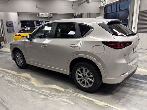 Used 2025 MAZDA CX-5 AWD 2.5 S w/ Preferred Package image 34