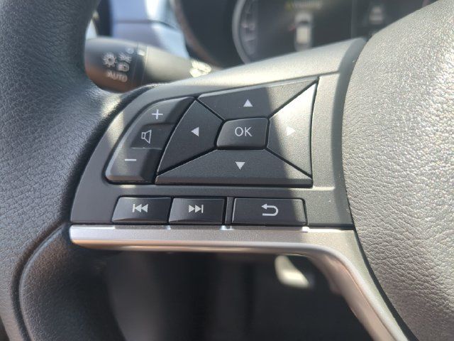 Used 2025 Nissan Versa SV w/ Trunk Package FWD image 27