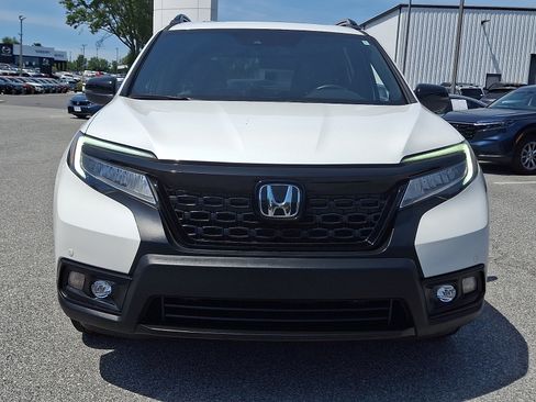Used 2021 Honda Passport Touring image 2