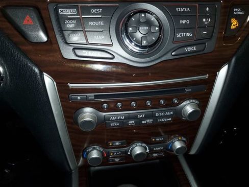 Used 2016 Nissan Pathfinder SL w/ SL Tech Package AWD/4WD image 20