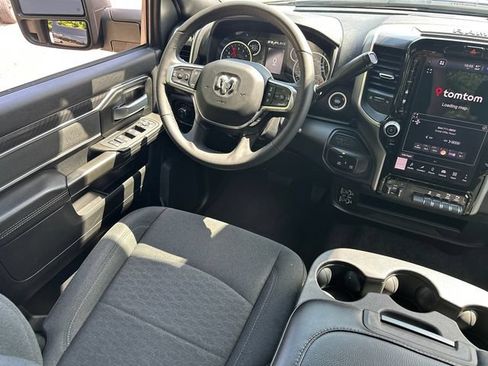 Certified 2025 RAM 2500 Big Horn AWD/4WD image 24