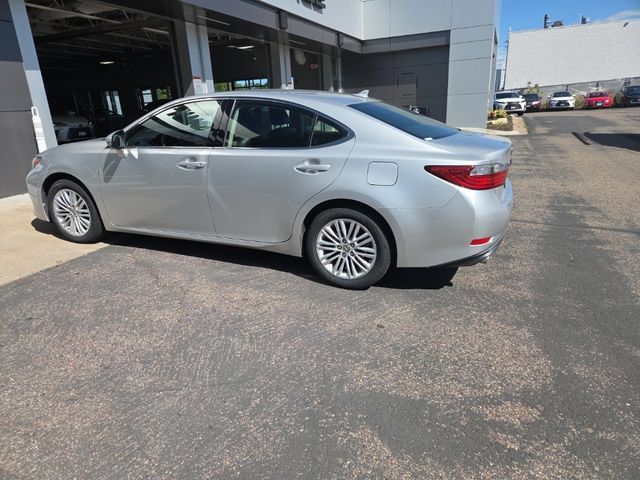 Used 2013 Lexus ES 350 w/ Luxury Pkg FWD image 9