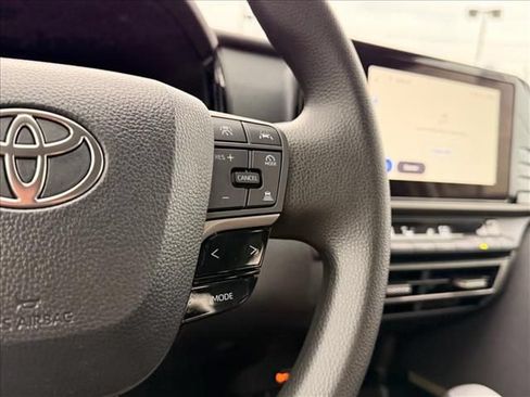 Used 2026 Toyota Camry LE FWD image 19