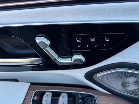 Certified 2023 Mercedes-Benz EQS 580 4MATIC Sedan image 25