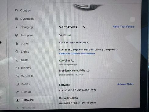 Used 2023 Tesla Model 3 Standard Range image 4