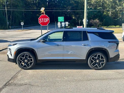 New 2026 Chevrolet Traverse High Country image 4