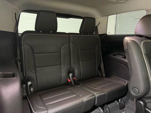 Used 2023 GMC Acadia Denali w/ Denali Ultimate Package image 19