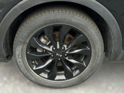 Used 2020 Kia Sorento EX AWD/4WD image 9