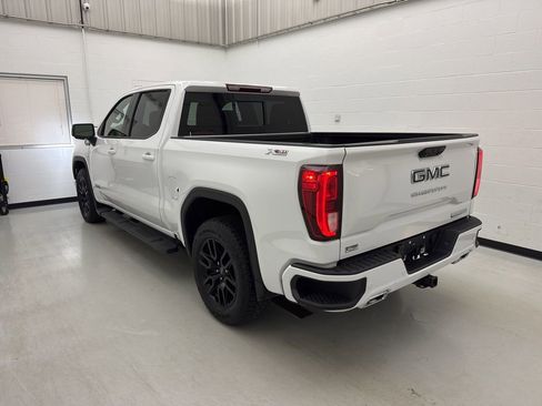 Used 2023 GMC Sierra 1500 Elevation w/ Elevation Premium Package image 4