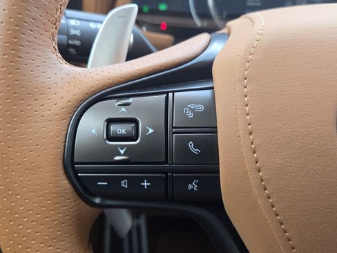 Used 2022 Lexus LC 500 Convertible w/ Touring Package RWD image 29