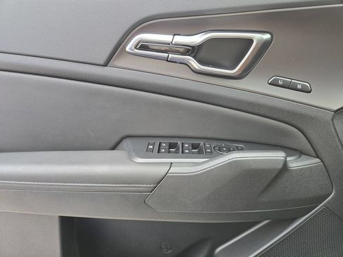 New 2026 Kia Sportage SX FWD image 16
