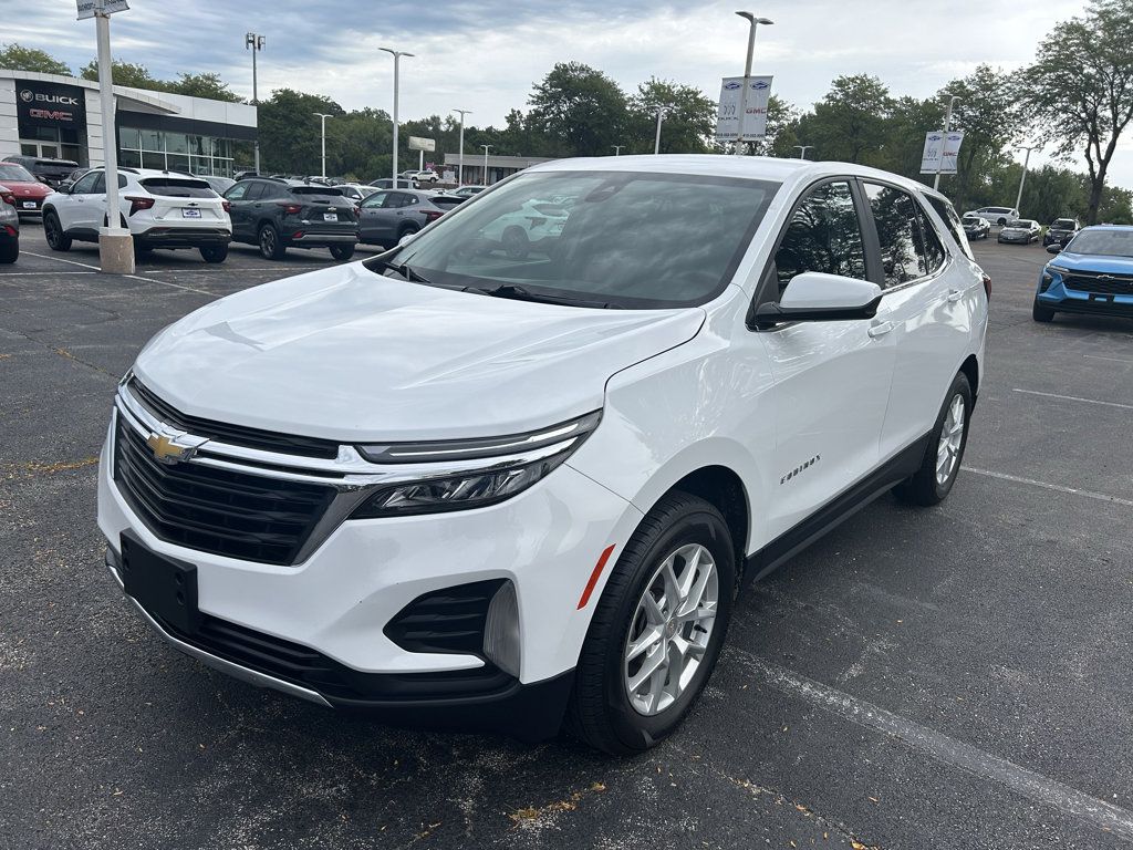 Used 2023 Chevrolet Equinox LT AWD/4WD image 1