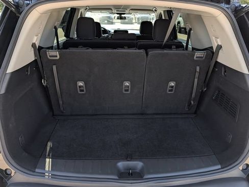 Used 2024 Nissan Pathfinder SV FWD image 28