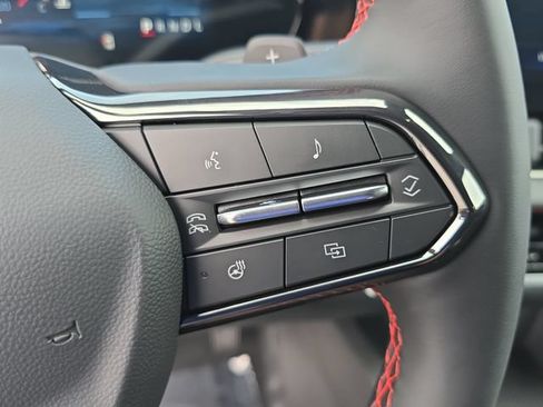 New 2027 Chevrolet Equinox RS w/ LPO, Floor Liner Package AWD/4WD image 19