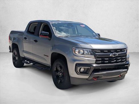 Used 2022 Chevrolet Colorado LT w/ Redline Special Edition image 3