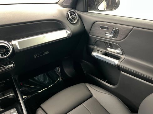 New 2026 Mercedes-Benz GLB 250 4MATIC image 10
