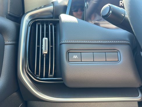 New 2026 Nissan Armada SV image 26