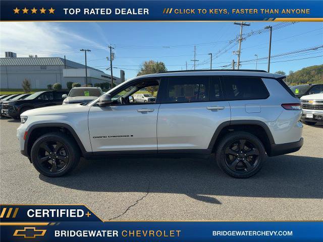 Used 2023 Jeep Grand Cherokee L Laredo AWD/4WD image 3