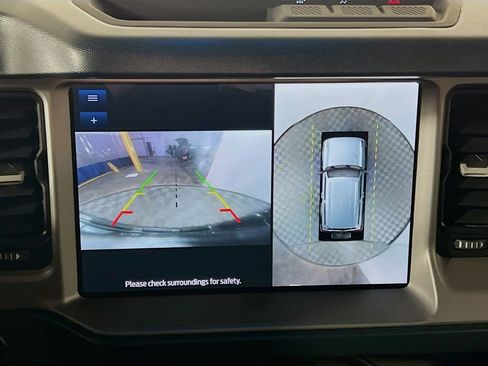 Used 2023 Ford Bronco Outer Banks image 14