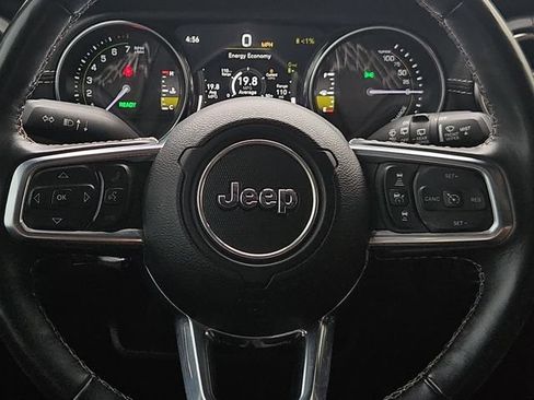 Used 2021 Jeep Wrangler Unlimited Rubicon 4xe w/ Dual Top Group AWD/4WD image 23