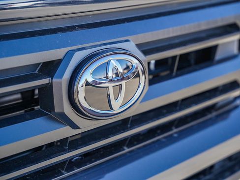 New 2026 Toyota Tacoma SR5 image 12