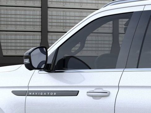 New 2025 Lincoln Navigator L Black Label image 20