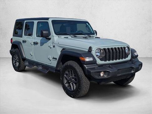 Used 2024 Jeep Wrangler Sport S image 3