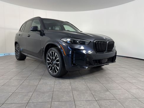 New 2026 BMW X5 xDrive40i w/ M Sport Package AWD/4WD image 7