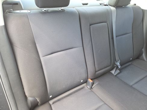 Used 2011 MAZDA MAZDA3 i Touring FWD image 17