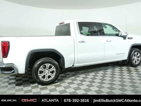 Used 2025 GMC Sierra 1500 SLT AWD/4WD image 2