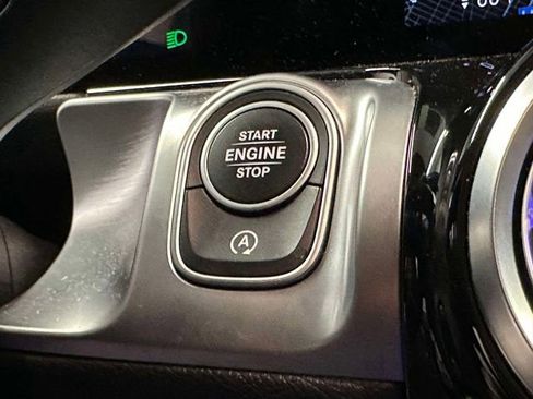 Certified 2022 Mercedes-Benz GLB 250 4MATIC image 26