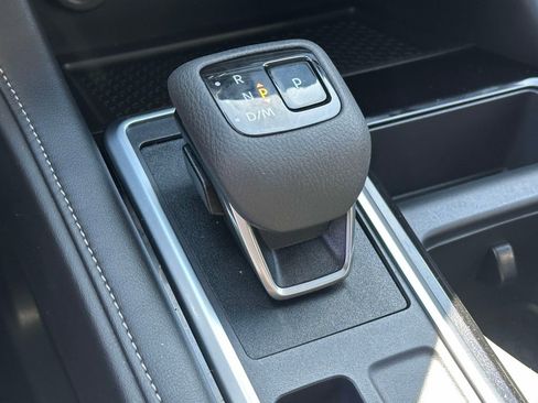 Certified 2025 Nissan Pathfinder SL w/ SL Premium Package image 37