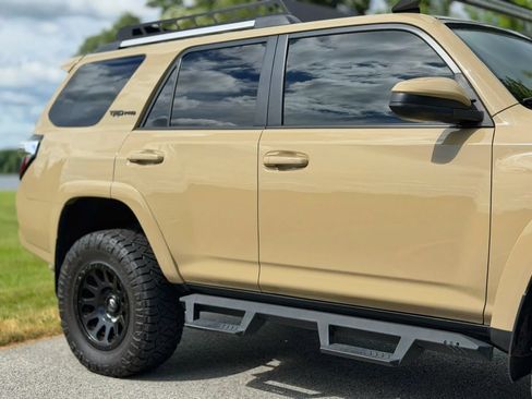 Used 2016 Toyota 4Runner TRD Pro AWD/4WD image 19
