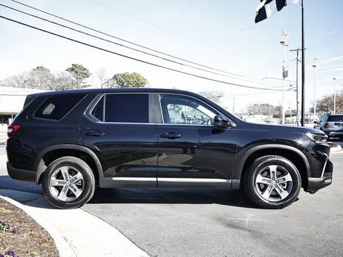 Used 2023 Honda Pilot EX-L image 8