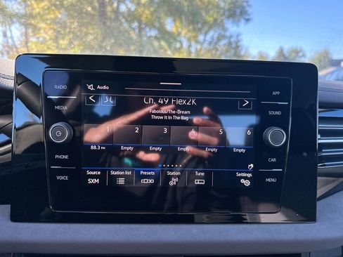 New 2025 Volkswagen Jetta SE image 42