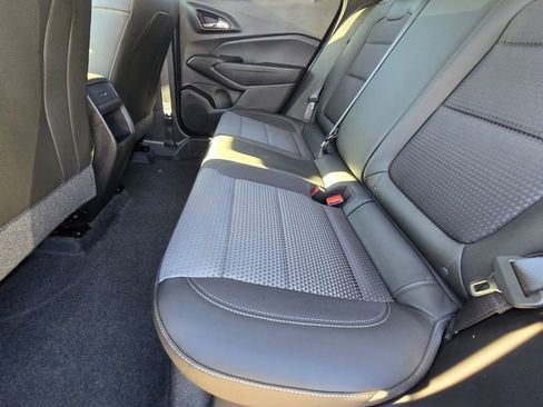 Used 2024 Chevrolet Trax LT w/ Driver Confidence Package image 10