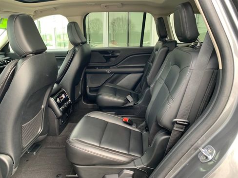 Certified 2024 Lincoln Aviator AWD w/ Premium Package image 20