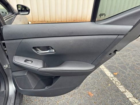 Used 2023 Nissan Sentra S FWD image 37