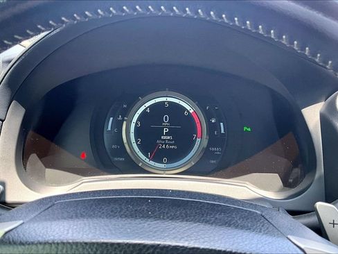 Used 2016 Lexus RC 200t RWD image 20