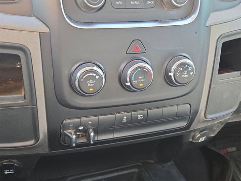 Used 2016 RAM 2500 Tradesman w/ Chrome Appearance Group image 19