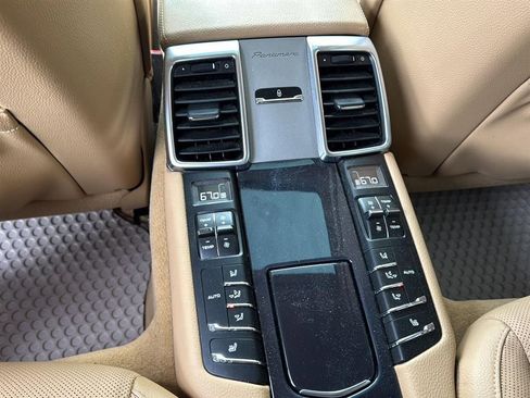 Used 2016 Porsche Panamera Edition image 13