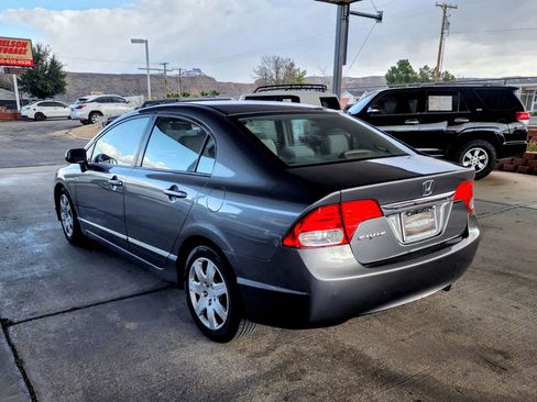 Used 2010 Honda Civic LX image 3