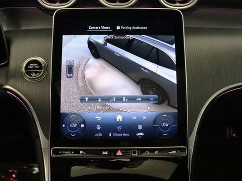 Used 2025 Mercedes-Benz GLC 300 4MATIC image 26