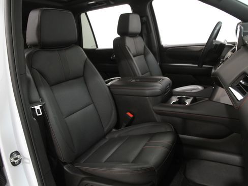 Used 2024 Chevrolet Tahoe RST w/ Luxury Package image 17