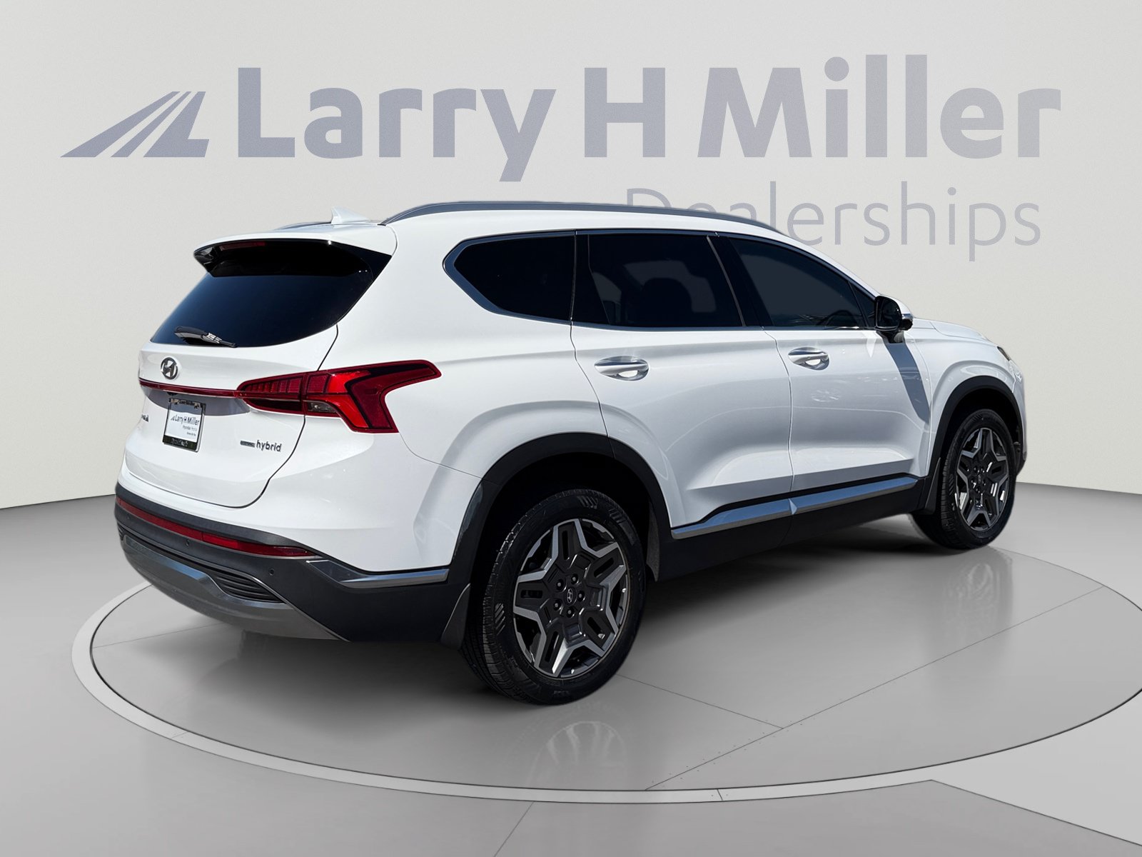 Used 2023 Hyundai Santa Fe SEL Premium AWD/4WD image 5