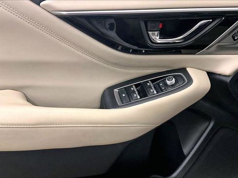 Used 2021 Subaru Legacy Limited image 23