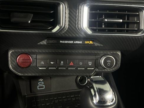 Used 2024 Ford Mustang Premium image 21