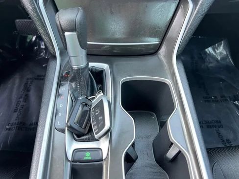 Used 2018 Honda Accord LX image 42