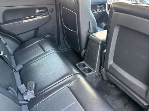 Used 2012 Jeep Liberty Limited Jet RWD image 28