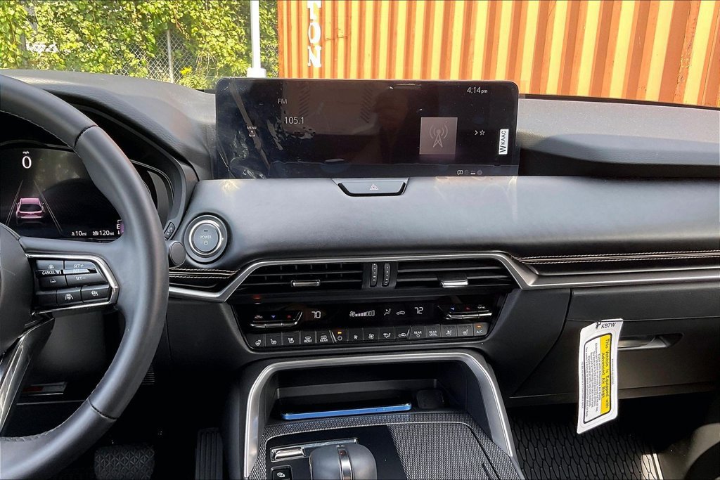 Used 2025 MAZDA CX-70 Plug-In Hybrid w/ Premium Plus AWD/4WD image 6